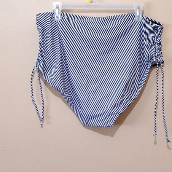 NWOT High Waisted Bikini Bottom - Picture 2 of 5